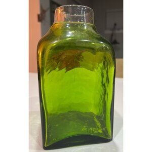 Blenko glass #384, square shape and indentation on the sides